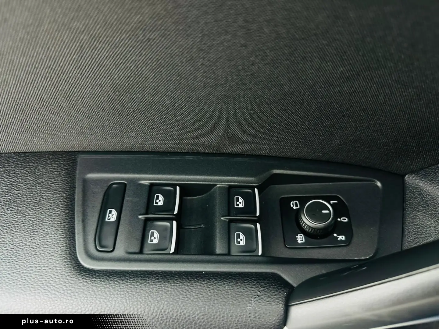 VOLKSWAGEN TIGUAN 2018 2.0i E6 4X4 Garantie 12 Luni Rate Ava