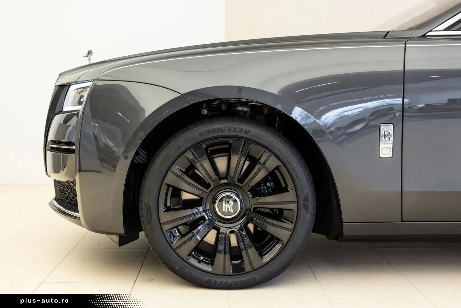 ROLLS ROYCE Ghost 2 year service & warranty