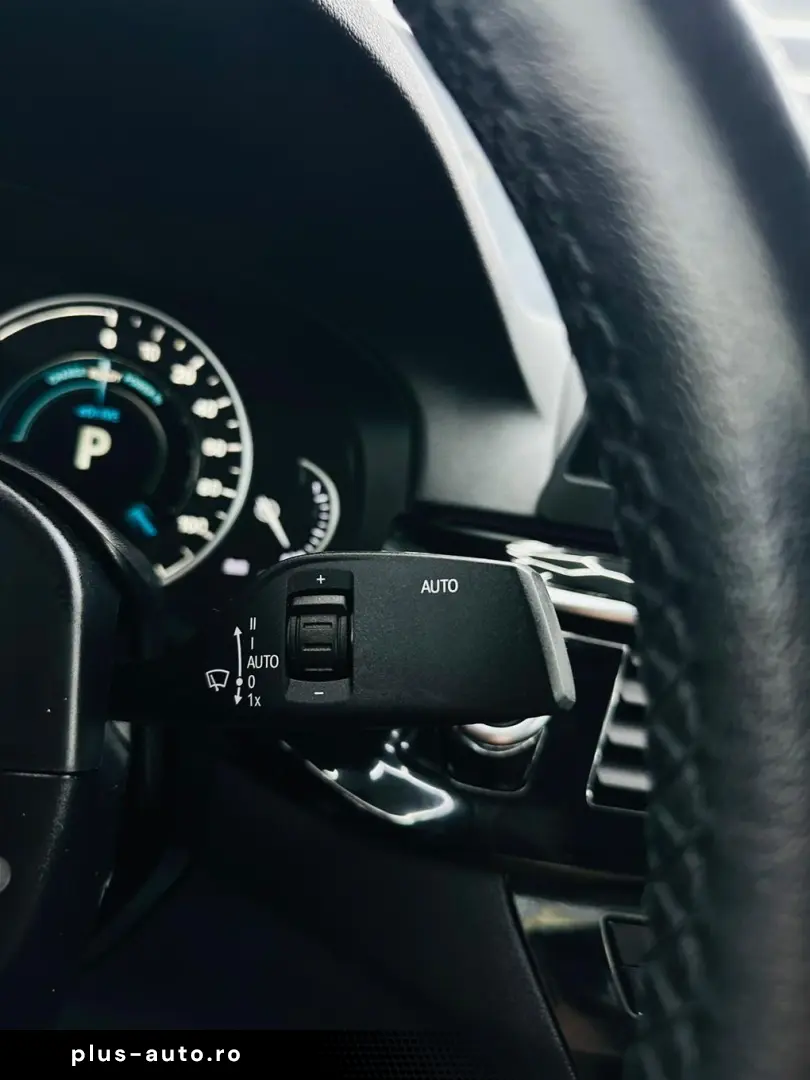 BMW Seria 5 2018 2.0i E6 Plug-in Hybrid 530e iPerformance Ga