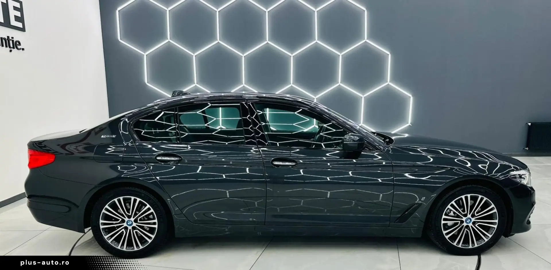 BMW Seria 5 2018 2.0i E6 Plug-in Hybrid 530e iPerformance Ga