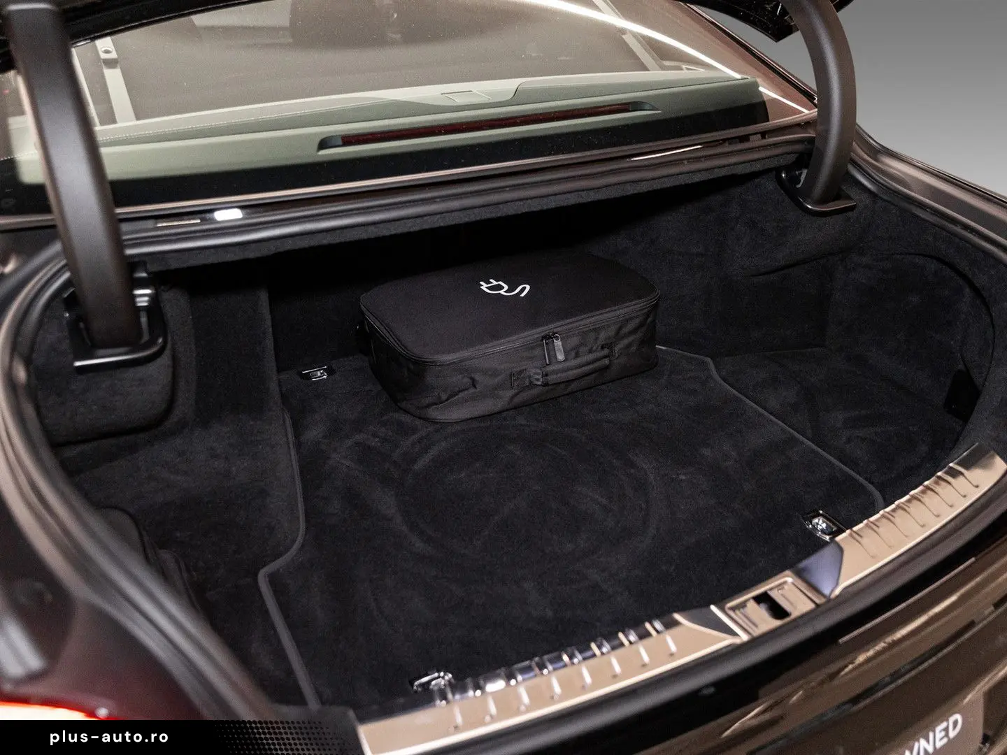 BENTLEY Flying Spur Azure Hybrid  Touring Spec NAIM Rota