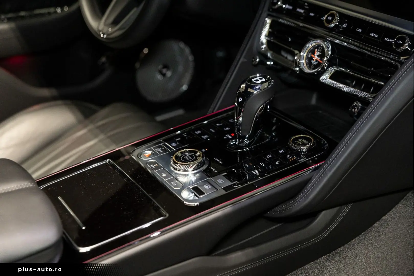 BENTLEY Flying Spur Azure Hybrid  Touring Spec NAIM Rota