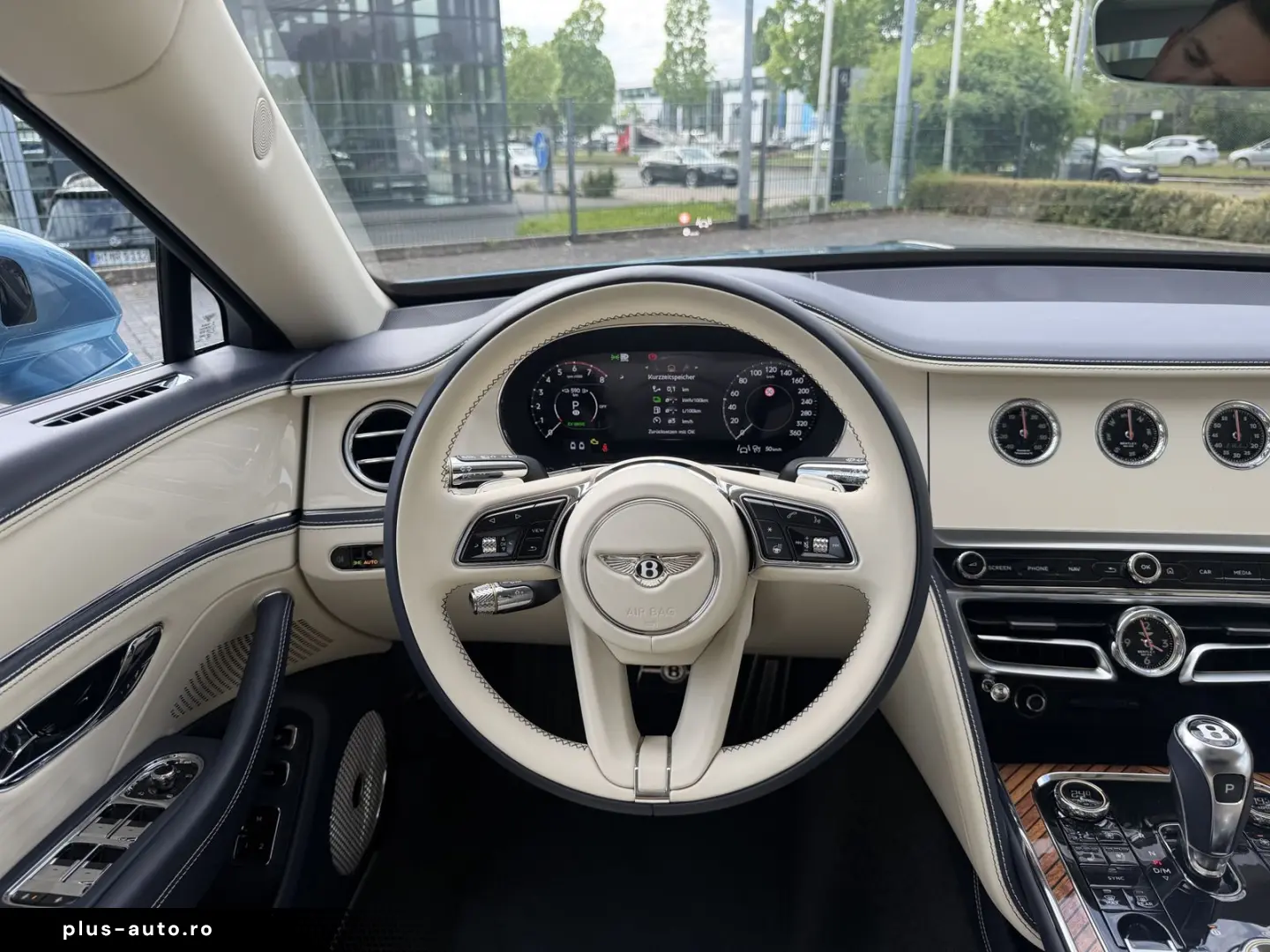 BENTLEY Flying Spur Azure Hybrid V8  NAIM RSE