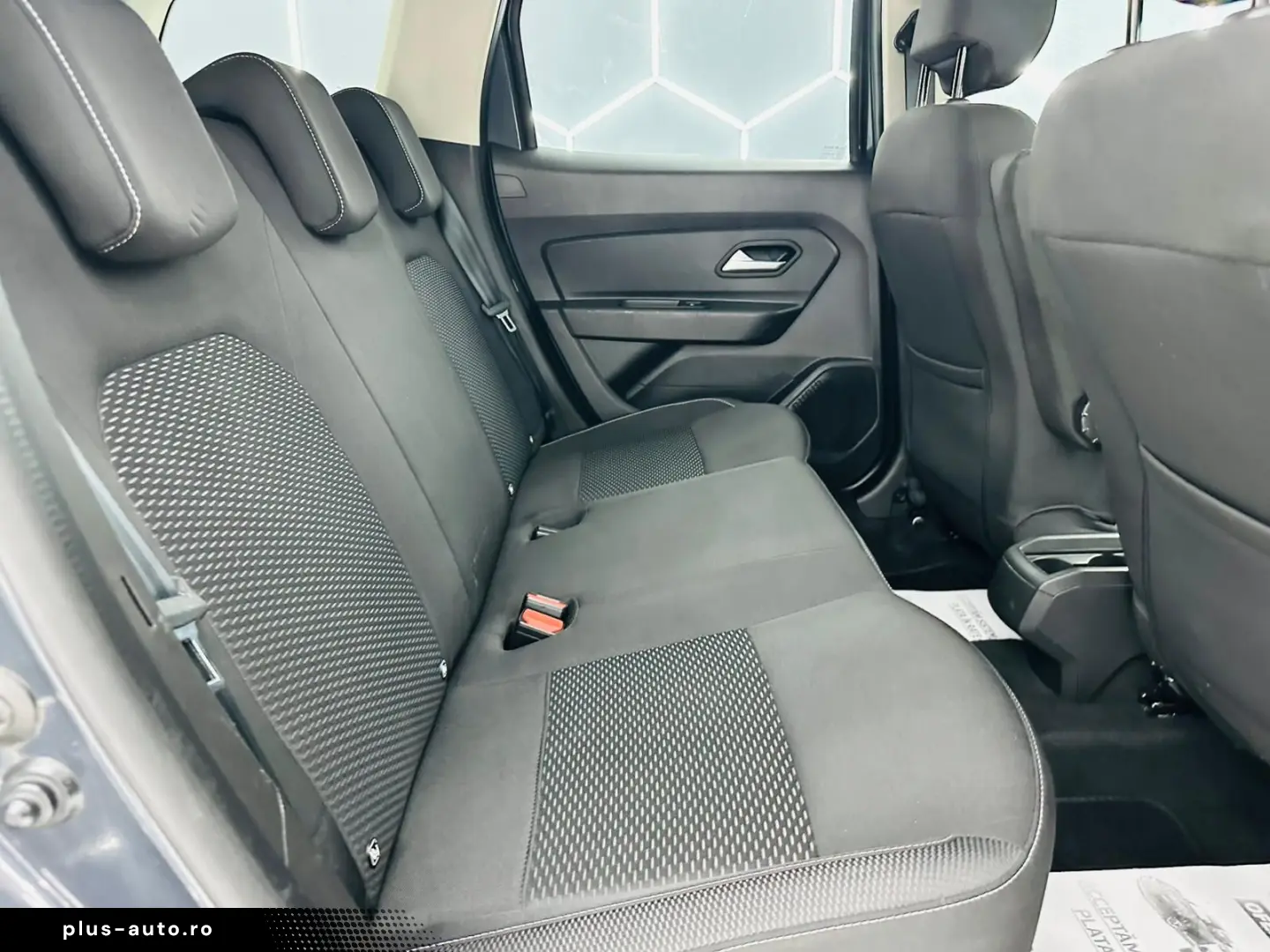 DACIA DUSTER 2021 1.0i E6 Garantie 12  Luni Rate Avans 0 Doa
