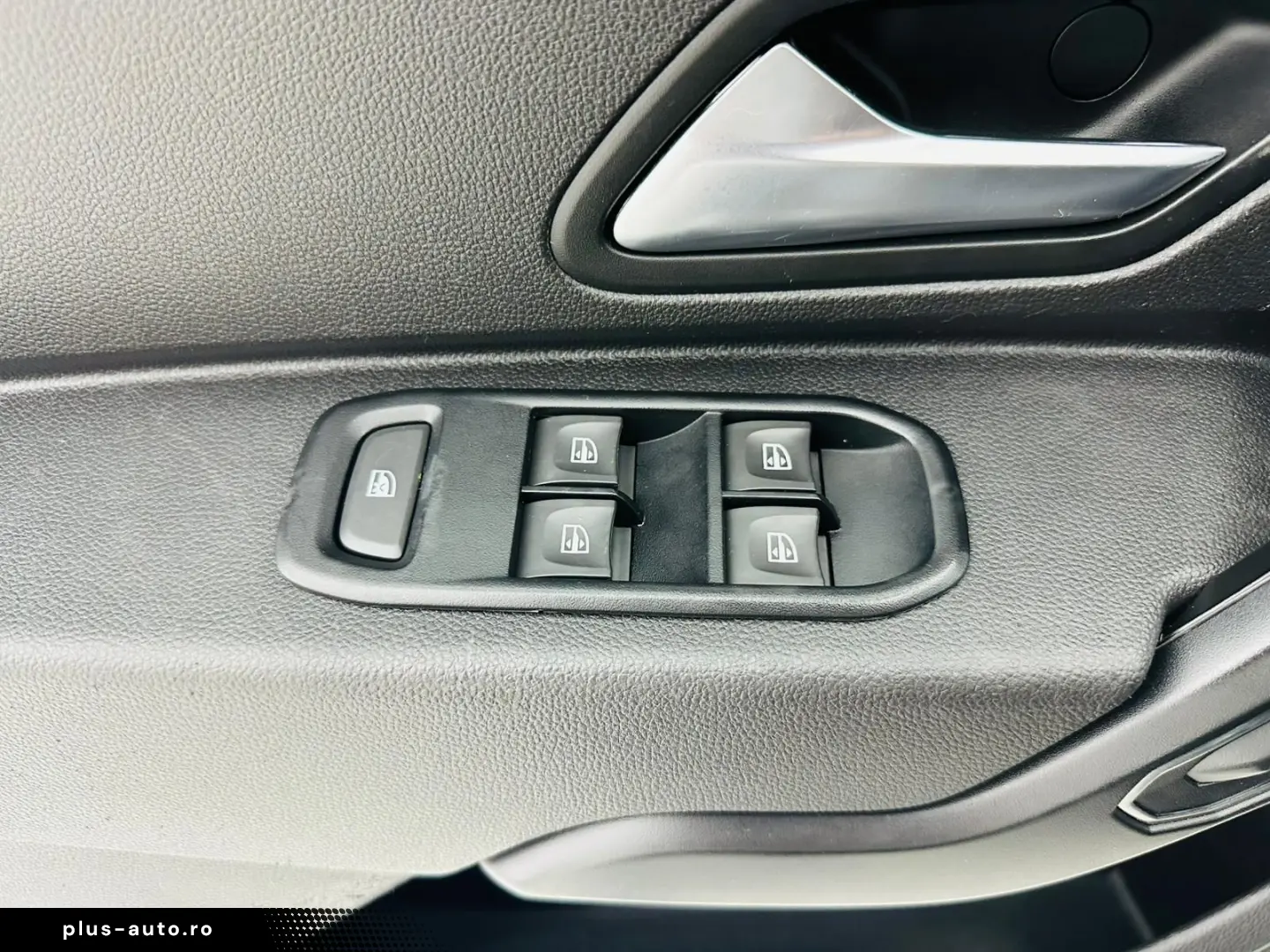 DACIA DUSTER 2021 1.0i E6 Garantie 12  Luni Rate Avans 0 Doa