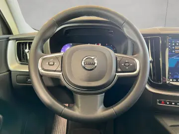 VOLVO XC60 B4 Aut Vollleder PilotAssist BLIS LED Googl