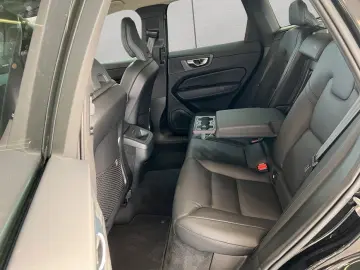 VOLVO XC60 B4 Aut Vollleder PilotAssist BLIS LED Googl