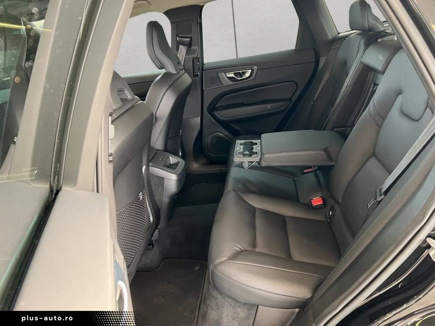 VOLVO XC60 B4 Aut Vollleder PilotAssist BLIS LED Googl