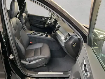 VOLVO XC60 B4 Aut Vollleder PilotAssist BLIS LED Googl