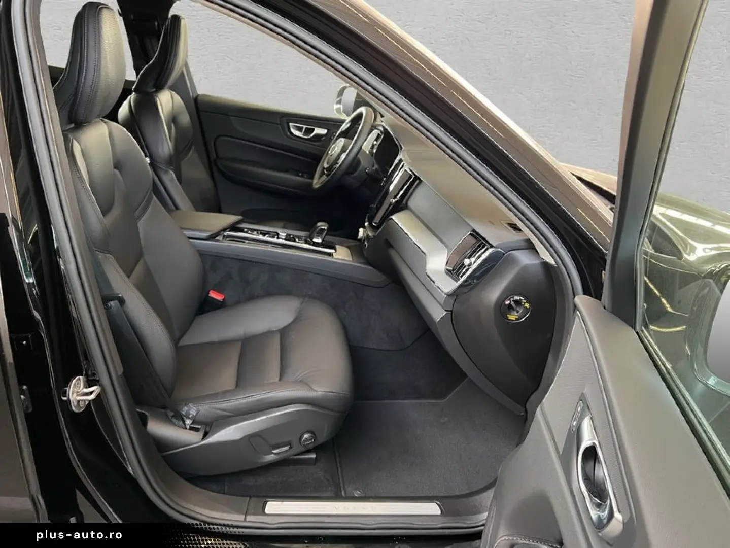 VOLVO XC60 B4 Aut Vollleder PilotAssist BLIS LED Googl