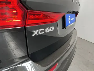 VOLVO XC60 B4 Aut Vollleder PilotAssist BLIS LED Googl