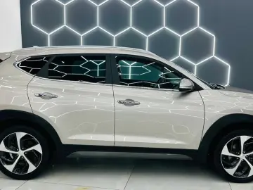 HYUNDAI TUCSON 2016 1.7D E6 Garantie 12 Luni Rate Avans 0 Do