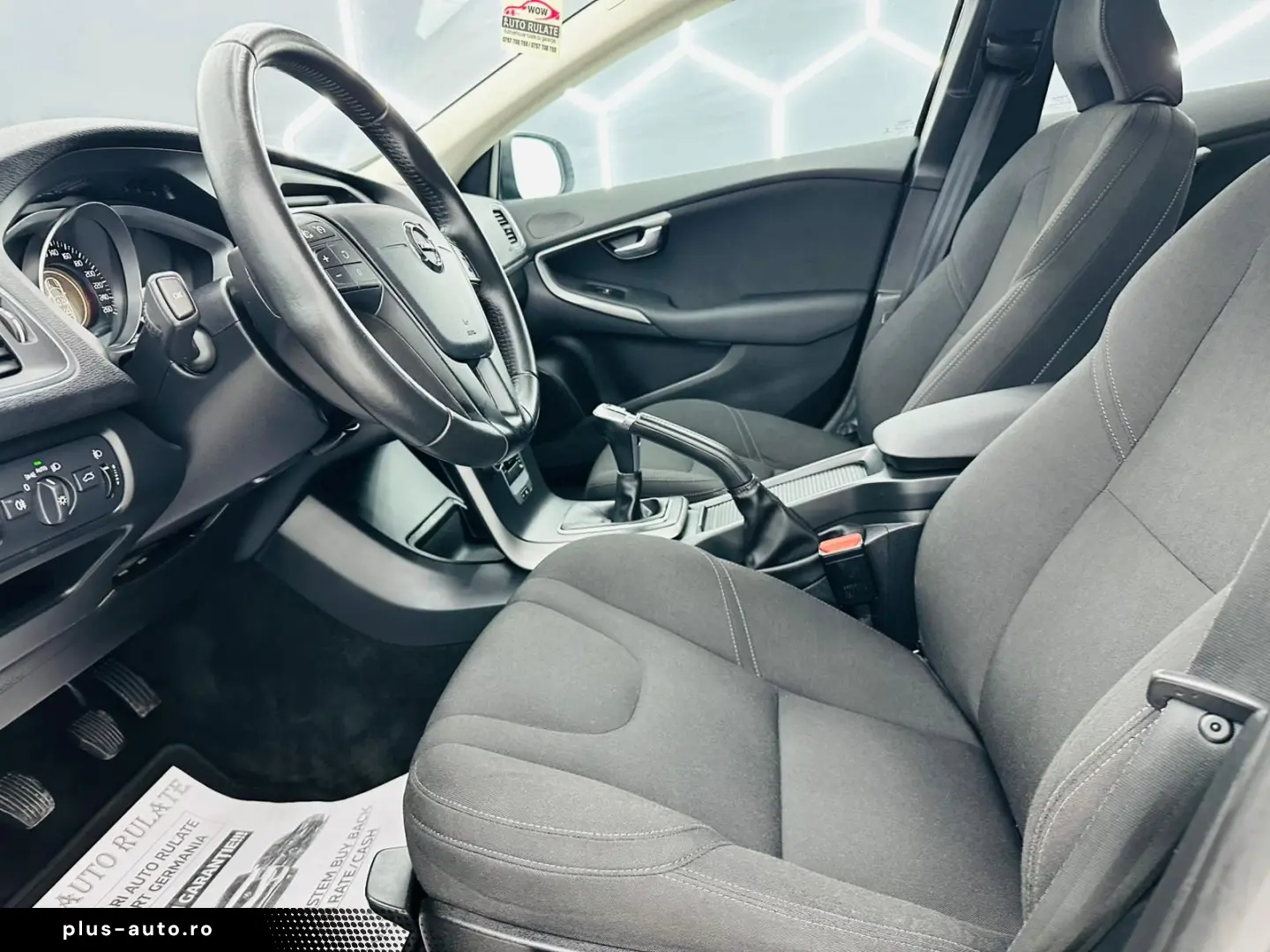 VOLVO V40 2017 2.0D E6 Garantie 12 Luni Rate Avans 0 Doar Cu
