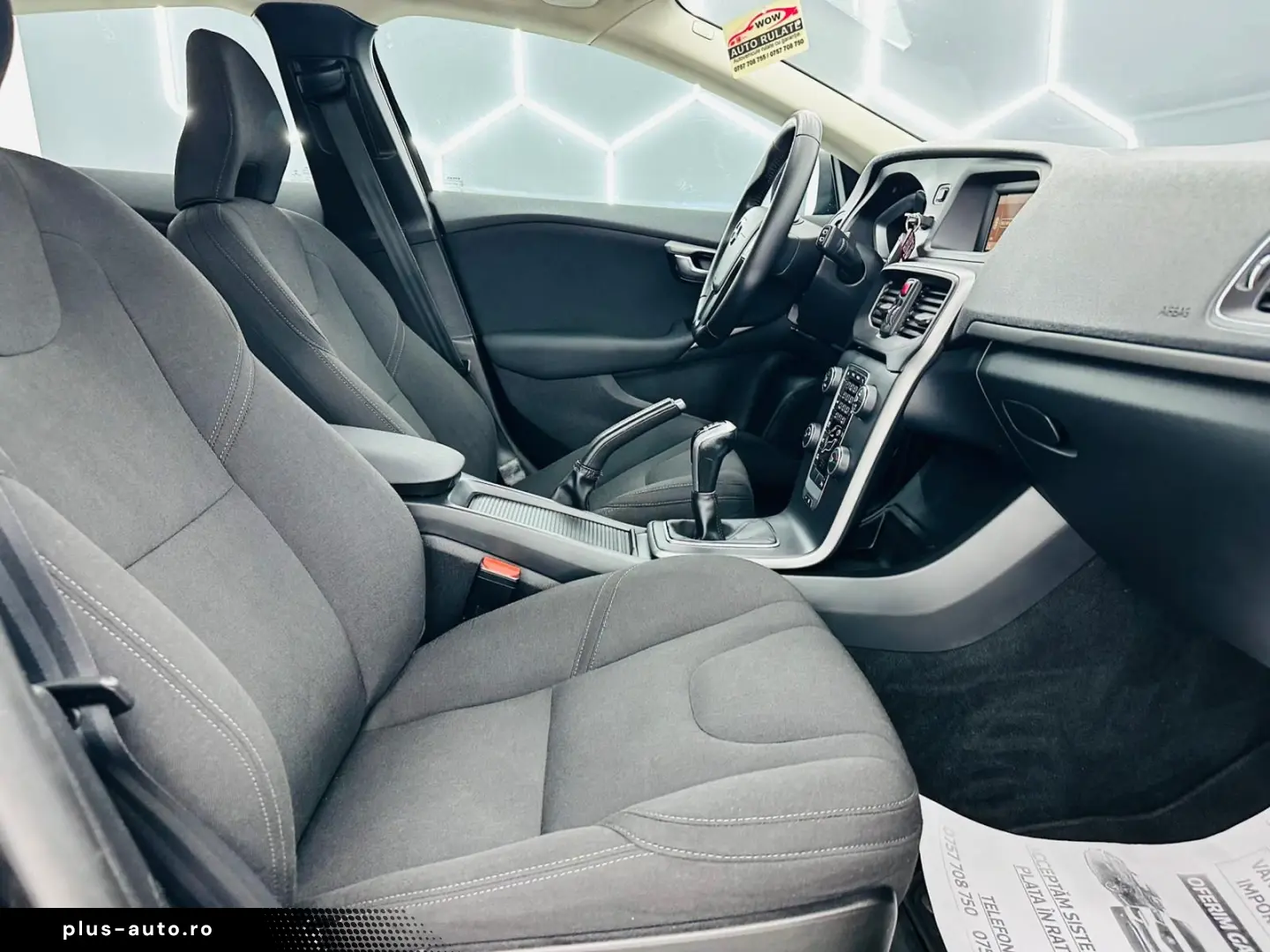VOLVO V40 2017 2.0D E6 Garantie 12 Luni Rate Avans 0 Doar Cu