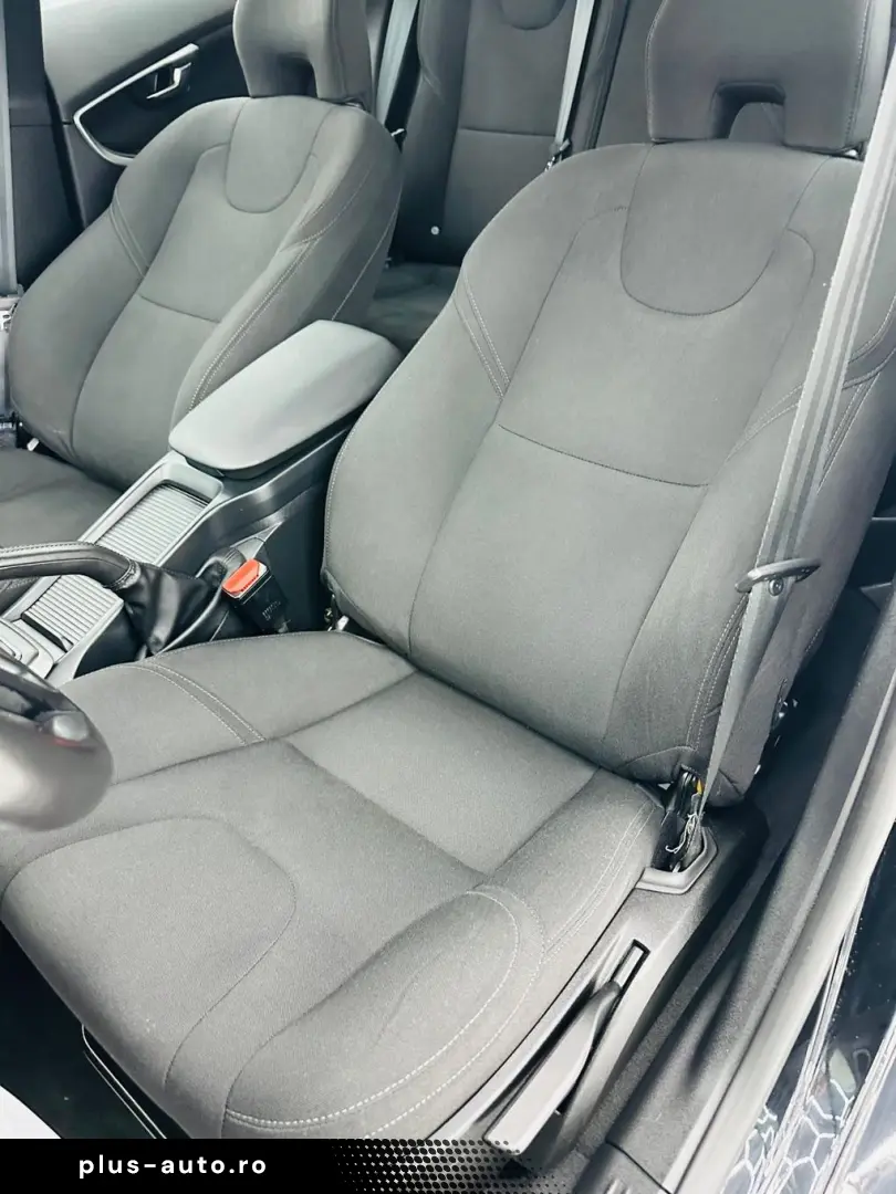 VOLVO V40 2017 2.0D E6 Garantie 12 Luni Rate Avans 0 Doar Cu