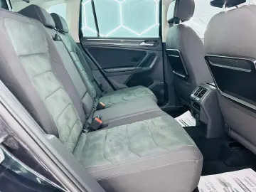 VOLKSWAGEN TIGUAN 2017 2.0D E6 4x4 Garantie 12 Luni Rate Ava