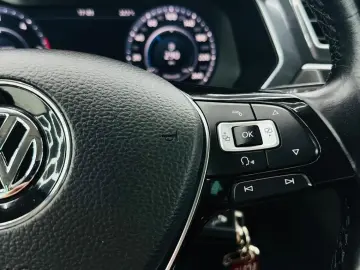 VOLKSWAGEN TIGUAN 2017 2.0D E6 4x4 Garantie 12 Luni Rate Ava
