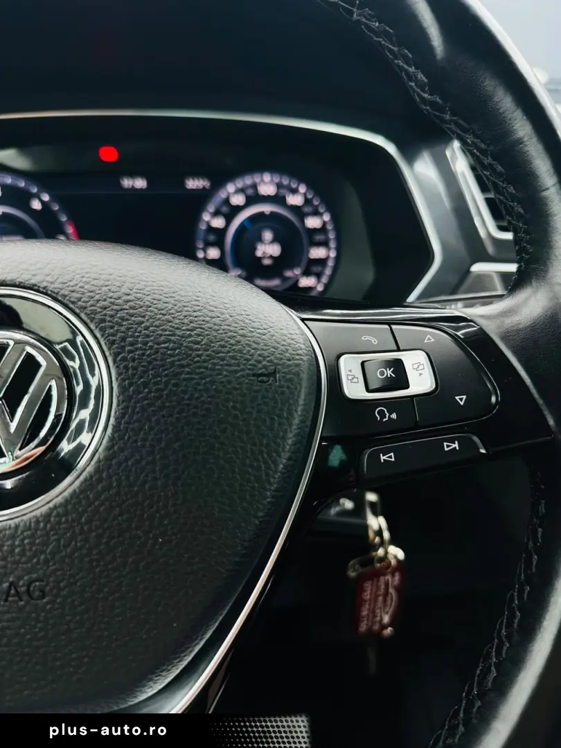 VOLKSWAGEN TIGUAN 2017 2.0D E6 4x4 Garantie 12 Luni Rate Ava