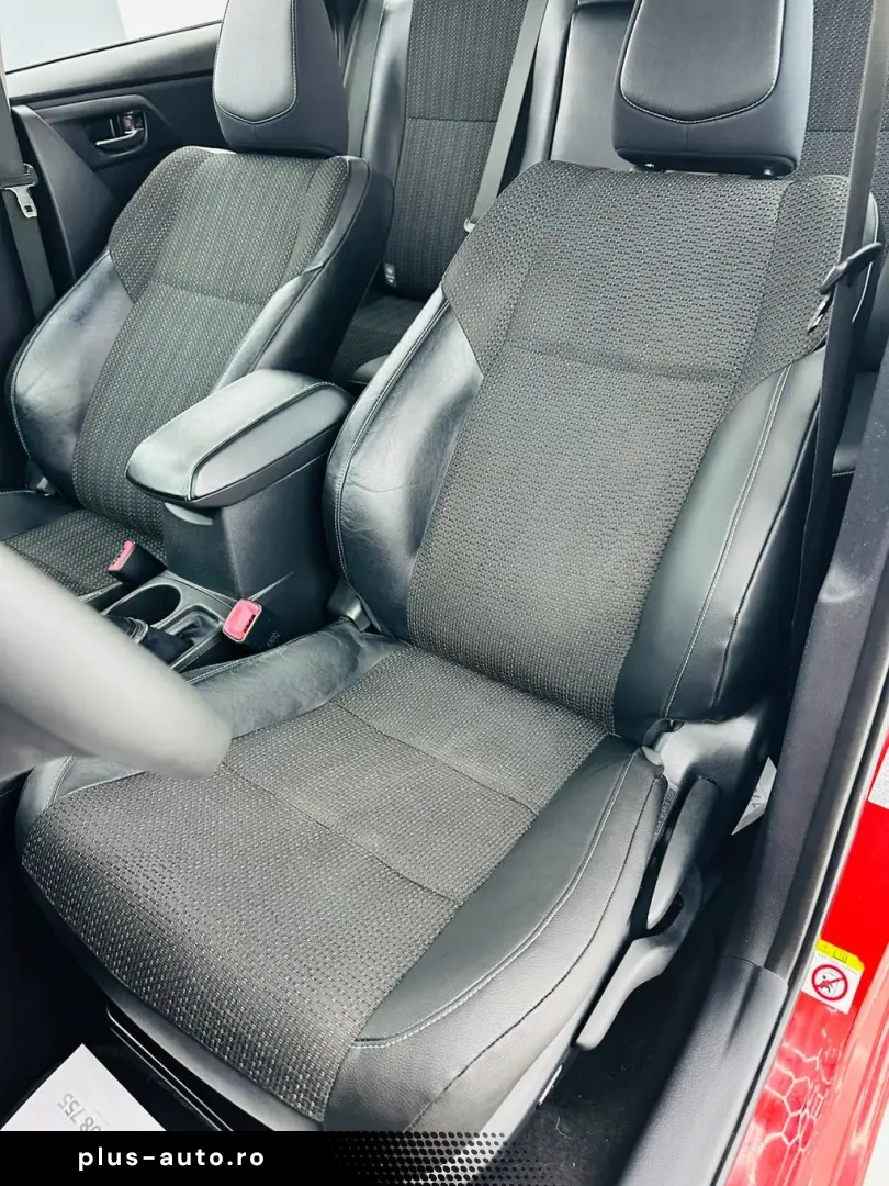 TOYOTA AURIS 2013 1.6i E5 Garantie 12 Luni Rate Avans 0 Doar