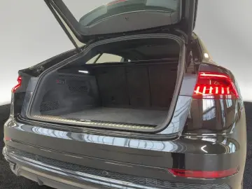 AUDI Q8 50 TDI quattro S line selection HuD Pano
