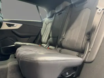 AUDI Q8 50 TDI quattro S line selection HuD Pano