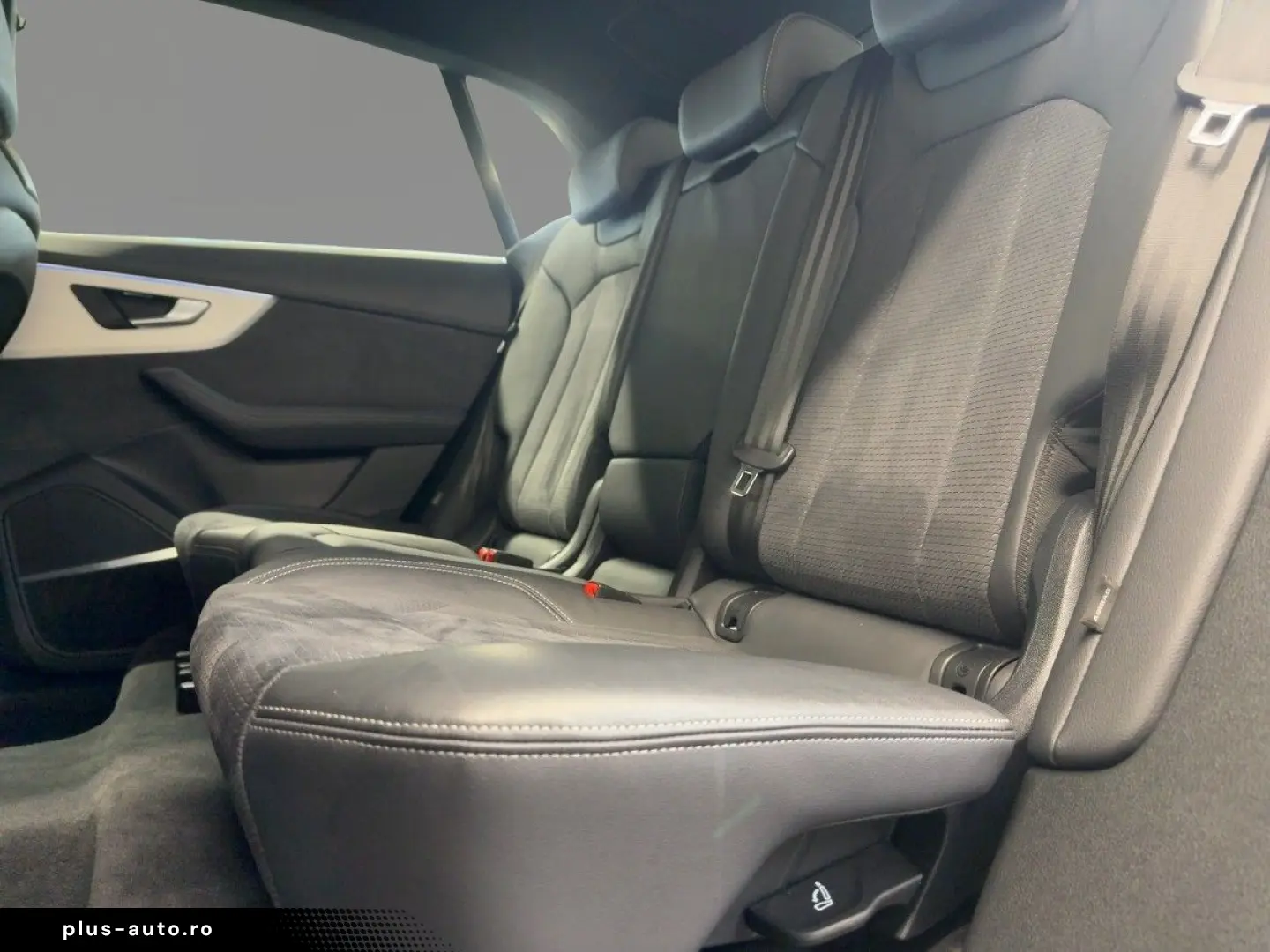 AUDI Q8 50 TDI quattro S line selection HuD Pano