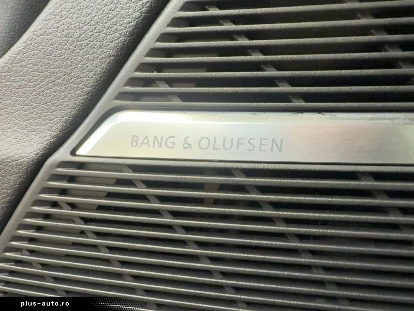 AUDI Q8 50 TDI quattro S line selection HuD Pano