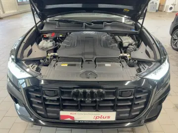 AUDI Q8 50 TDI quattro S line selection HuD Pano