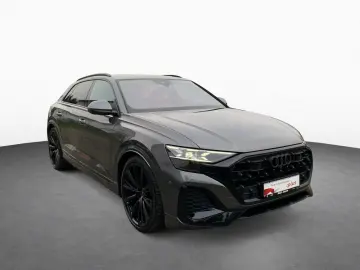 AUDI Q8 50 TDI QUATT S LINE MATRIX RAUTE AHK PANO B&O