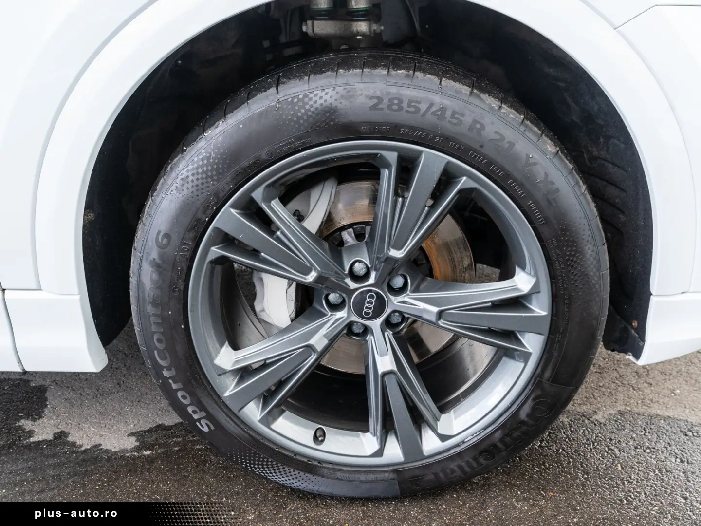 AUDI Q8 SUV 50TDI S line NAVI LED PANO HUD AHK 360