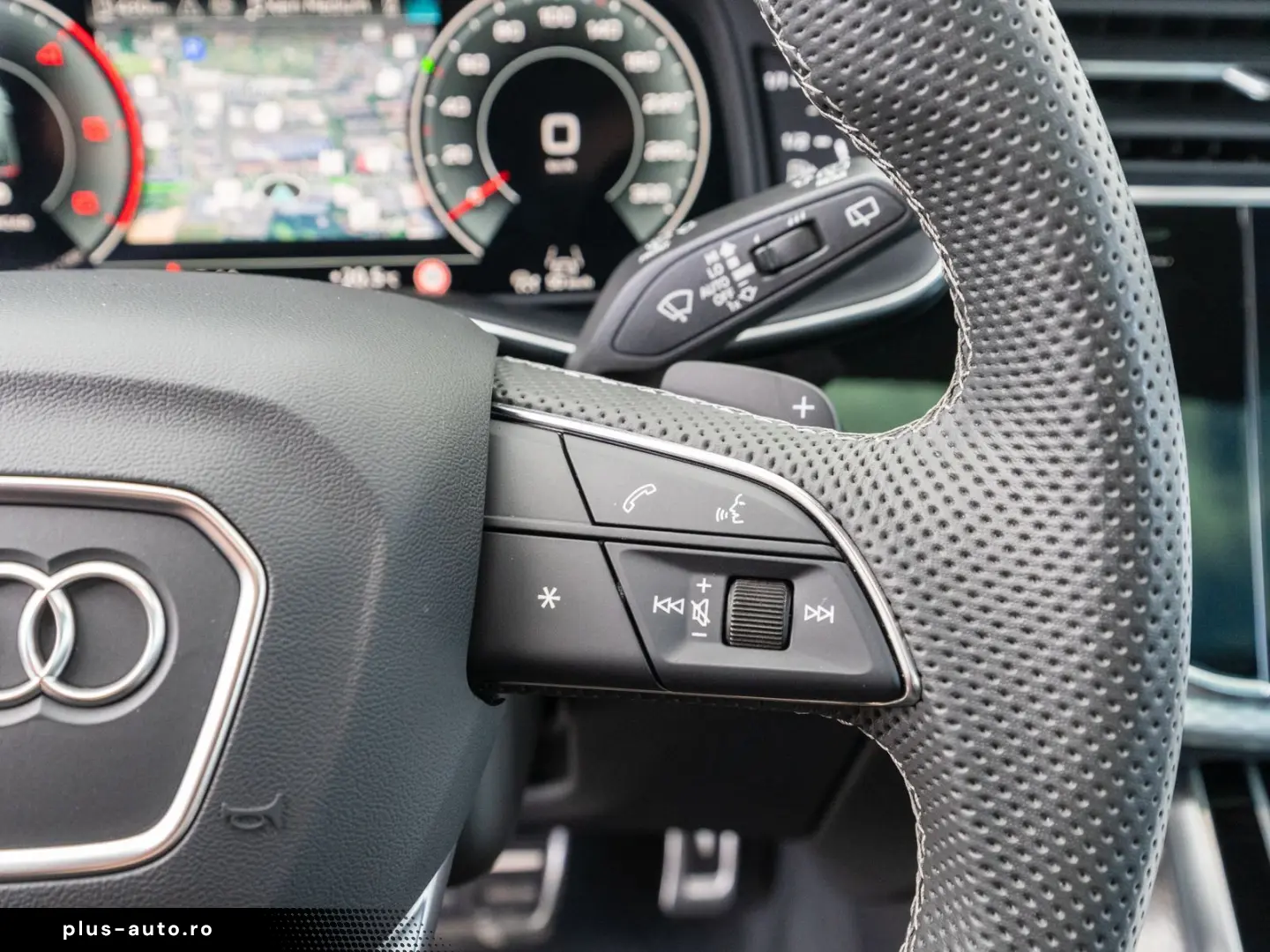 AUDI Q8 SUV 50TDI S line NAVI LED PANO HUD AHK 360