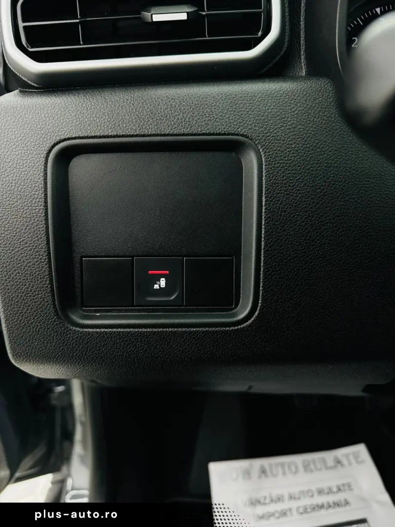 DACIA DUSTER 2023 1.3i E6 Garantie 12  Luni Rate Avans 0 Doa
