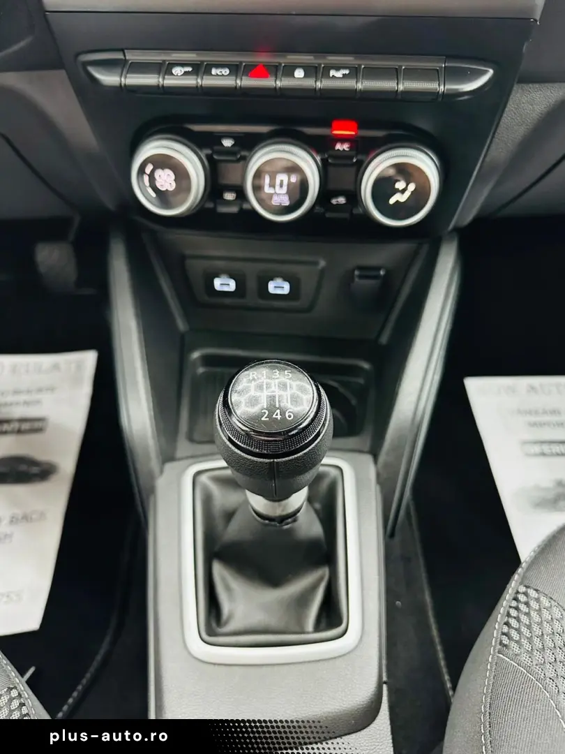DACIA DUSTER 2023 1.3i E6 Garantie 12  Luni Rate Avans 0 Doa