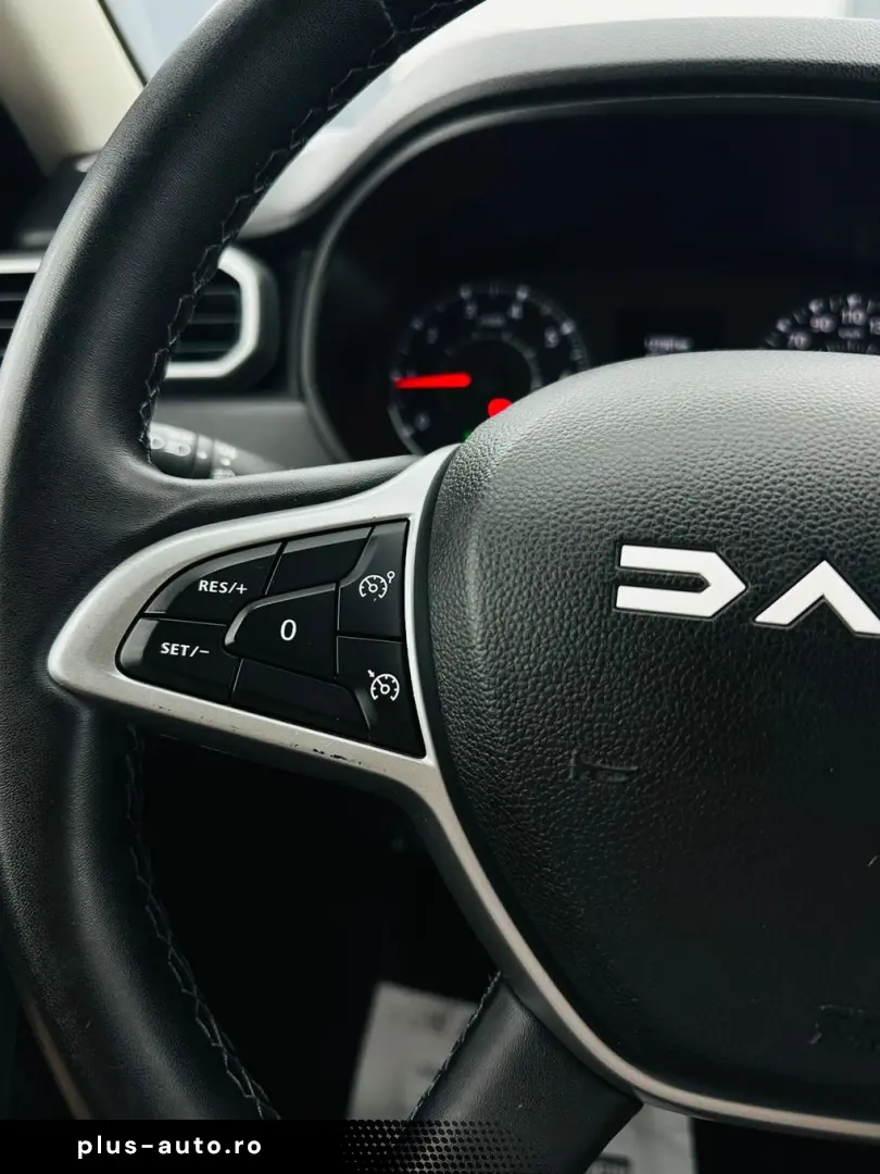 DACIA DUSTER 2023 1.3i E6 Garantie 12  Luni Rate Avans 0 Doa