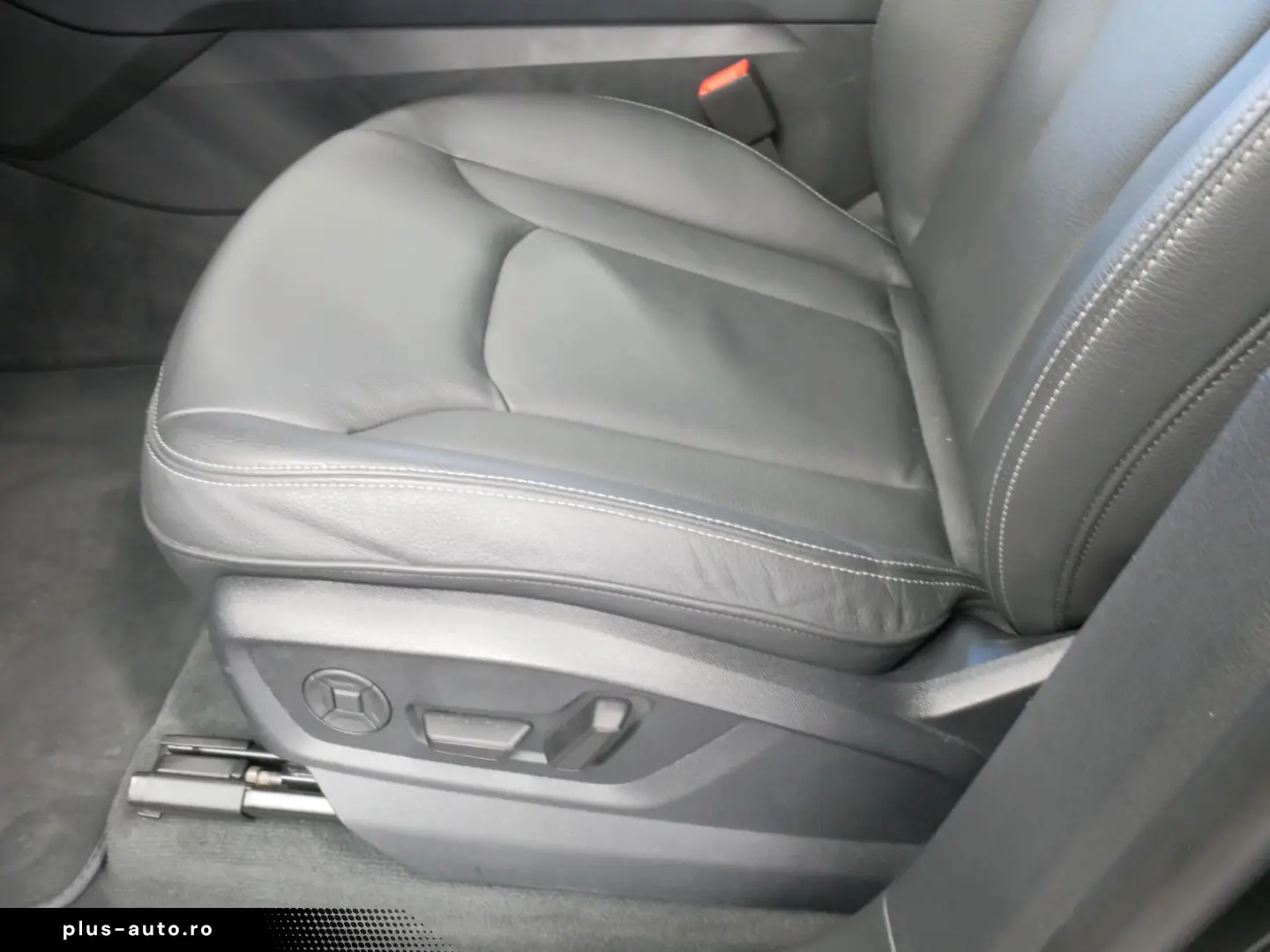 AUDI Q8 50 TDI quattro MATRIX AHK PANO HEAD-UP