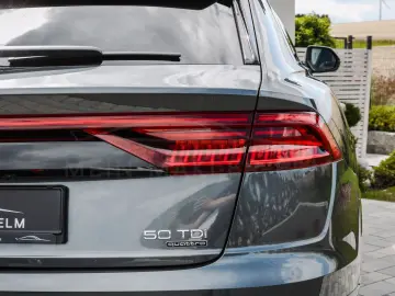 AUDI Q8 50 TDI quattro S LINE AHK B&O PANO 360 GRAD