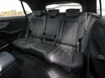 AUDI Q8 50 TDI quattro S LINE AHK B&O PANO 360 GRAD