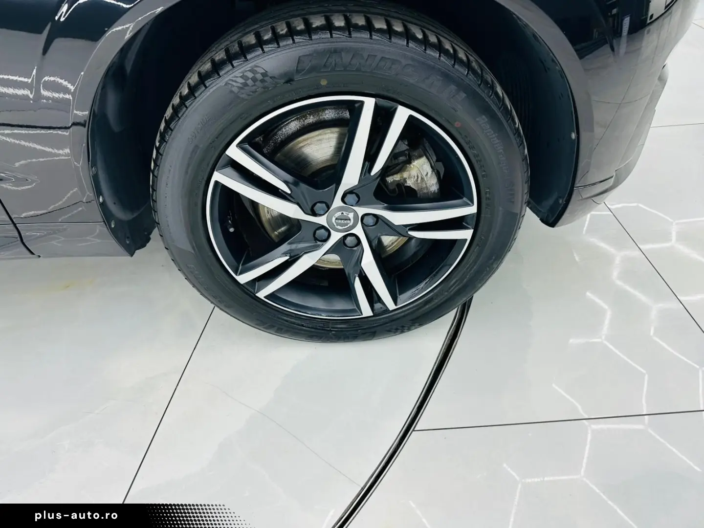 VOLVO Xc-60 2019 2.0D E6 R-Design Garantie 12 Luni Rate Avan