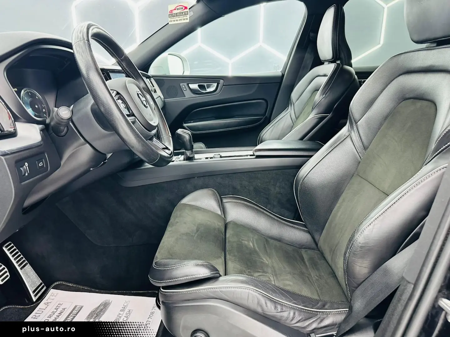 VOLVO Xc-60 2019 2.0D E6 R-Design Garantie 12 Luni Rate Avan