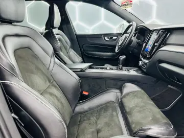VOLVO Xc-60 2019 2.0D E6 R-Design Garantie 12 Luni Rate Avan