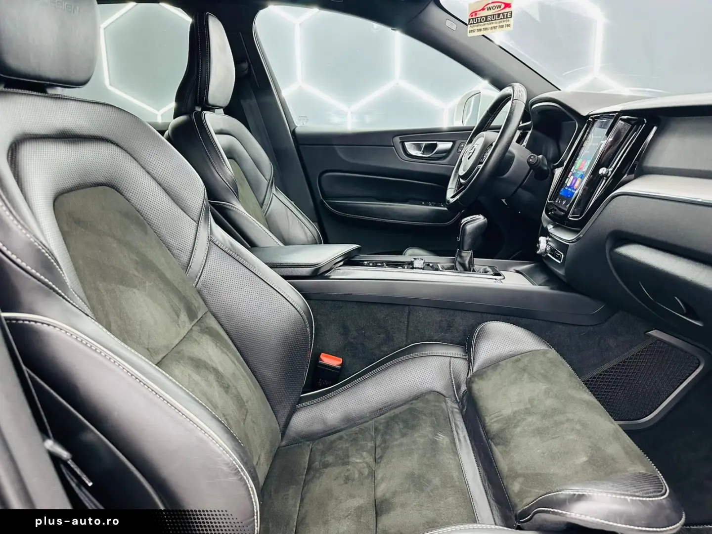 VOLVO Xc-60 2019 2.0D E6 R-Design Garantie 12 Luni Rate Avan
