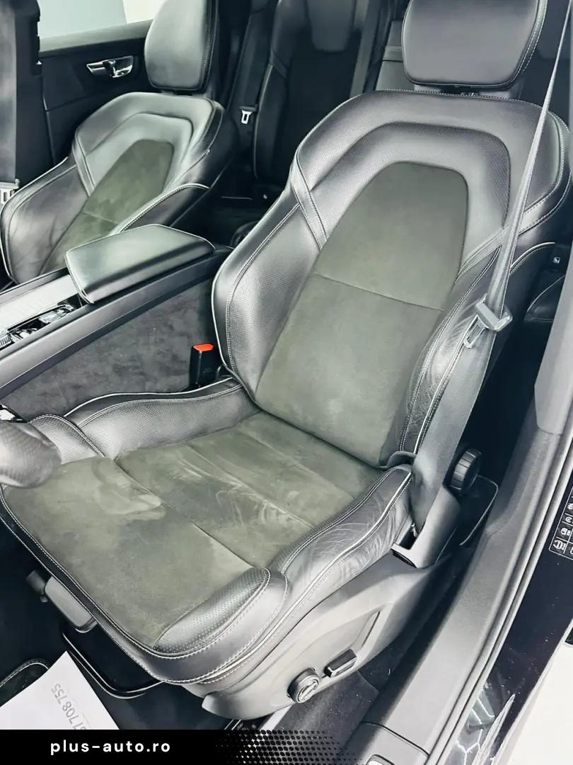 VOLVO Xc-60 2019 2.0D E6 R-Design Garantie 12 Luni Rate Avan