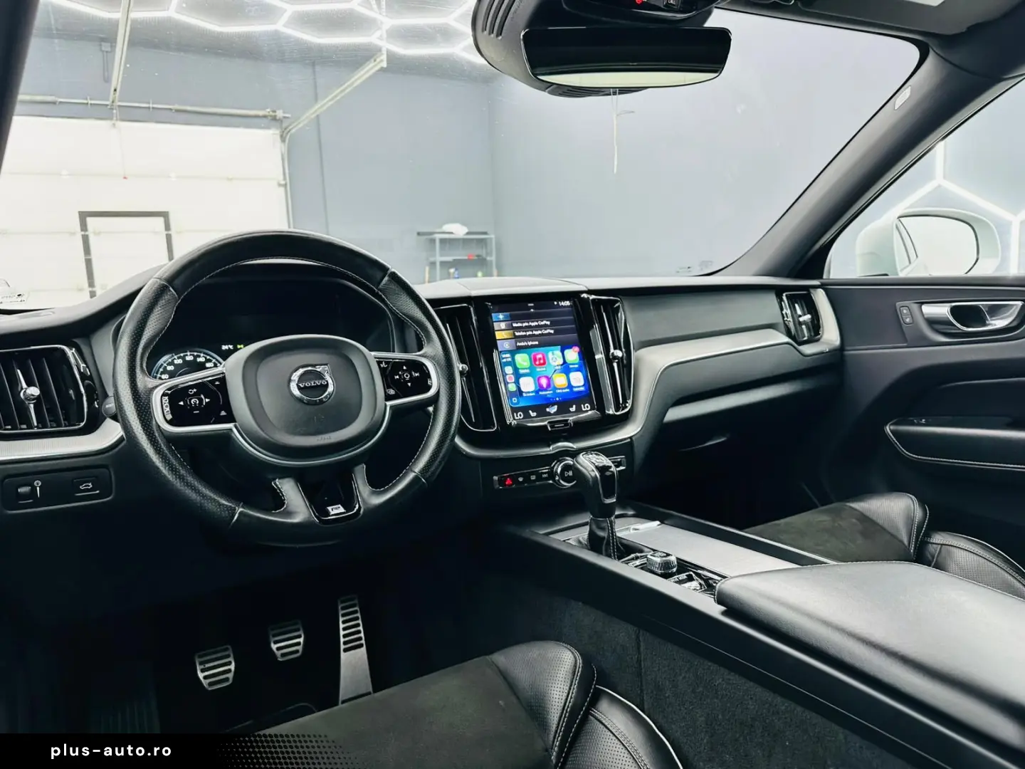 VOLVO Xc-60 2019 2.0D E6 R-Design Garantie 12 Luni Rate Avan