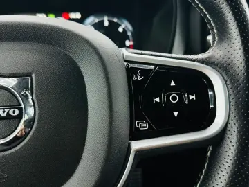 VOLVO Xc-60 2019 2.0D E6 R-Design Garantie 12 Luni Rate Avan
