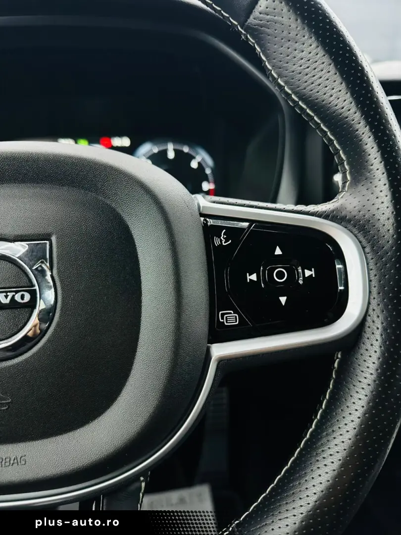 VOLVO Xc-60 2019 2.0D E6 R-Design Garantie 12 Luni Rate Avan