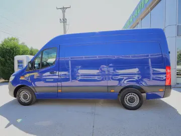 Mercedes-Benz Sprinter L2H2 2.2D 143CP Propulsie spate