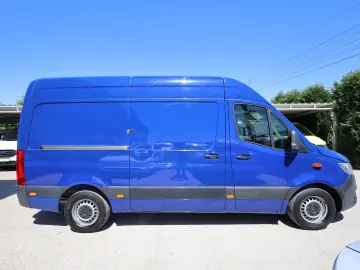 Mercedes-Benz Sprinter L2H2 2.2D 143CP Propulsie spate