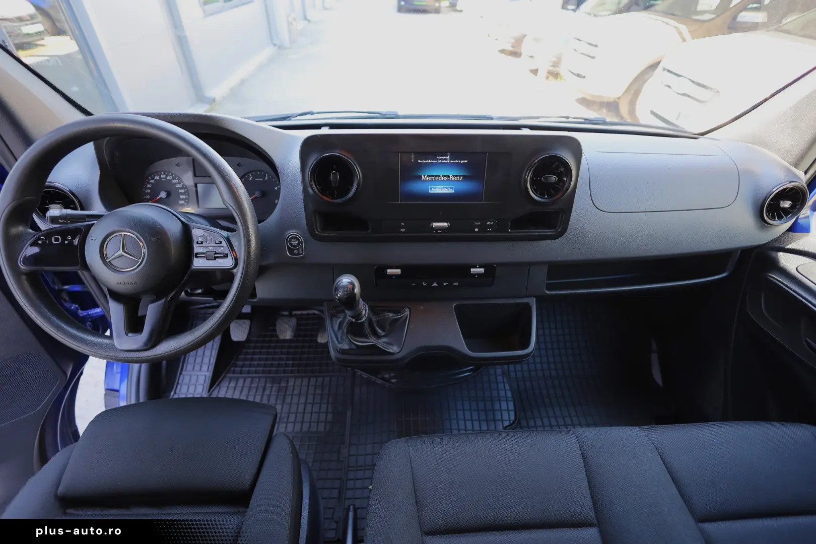 Mercedes-Benz Sprinter L2H2 2.2D 143CP Propulsie spate