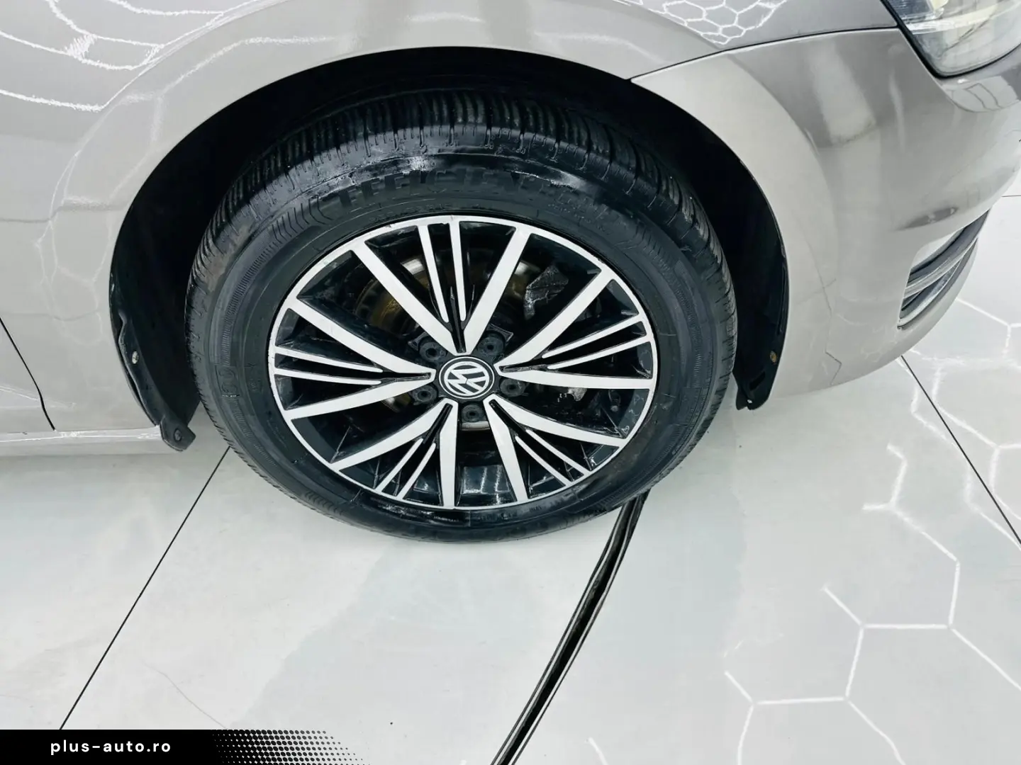 VOLKSWAGEN GOLF 2017 2.0D E6 Garantie 12  Luni Rate Avans 0