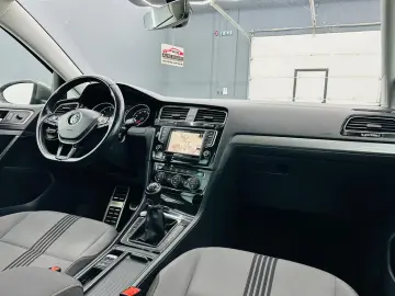VOLKSWAGEN GOLF 2017 2.0D E6 Garantie 12  Luni Rate Avans 0